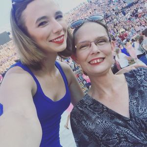 Meet your Posher, Abby